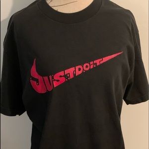 Nike tee